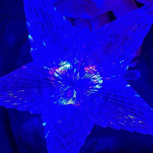 Home Accents  Star 8 inch LED Tree topper Christmas holiday light - Picture 4 of 4